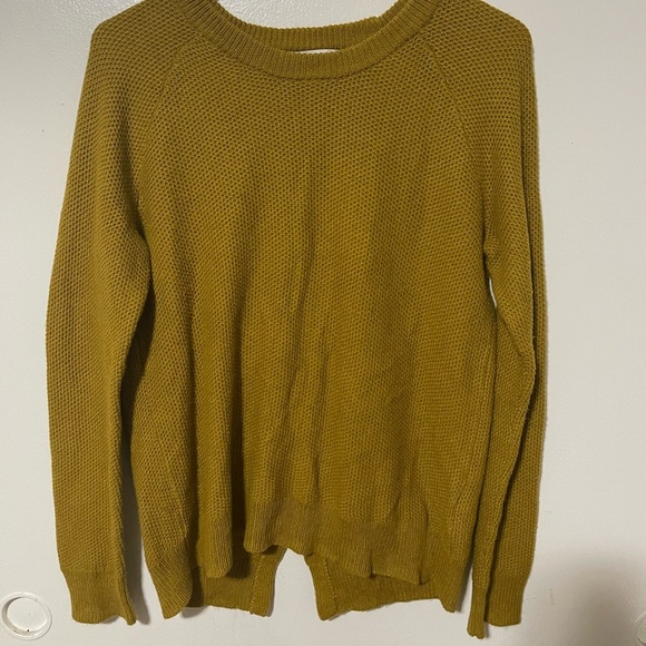 Madewell long sleeve mustard top - Picture 3 of 4